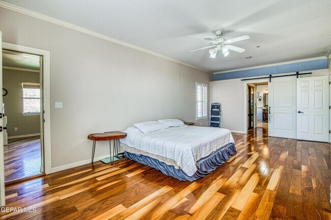 Building Photo - 6561 Isla Del Rey Dr