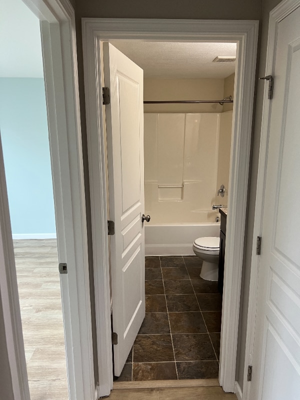 Building Photo - 6109 Basalt Falls Dr