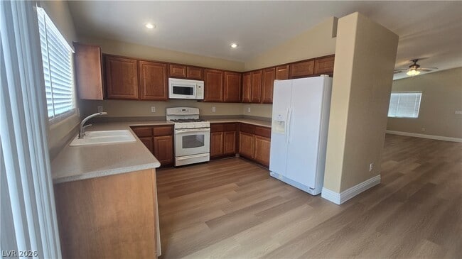 Building Photo - 2258 Smokey Sky Dr