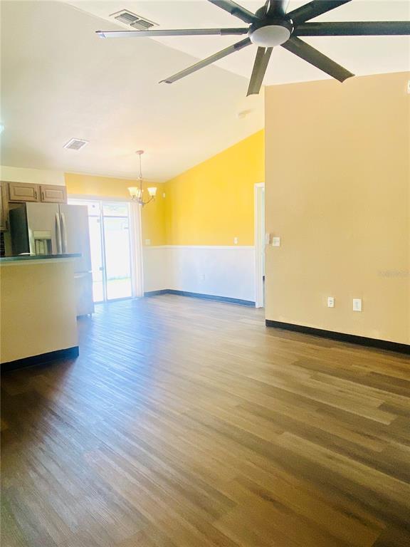 Building Photo - 659 Jaguar Ct