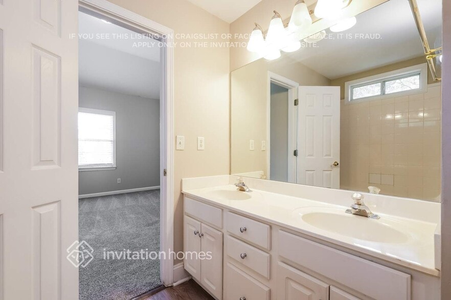 Building Photo - 1001 Jordan Rd