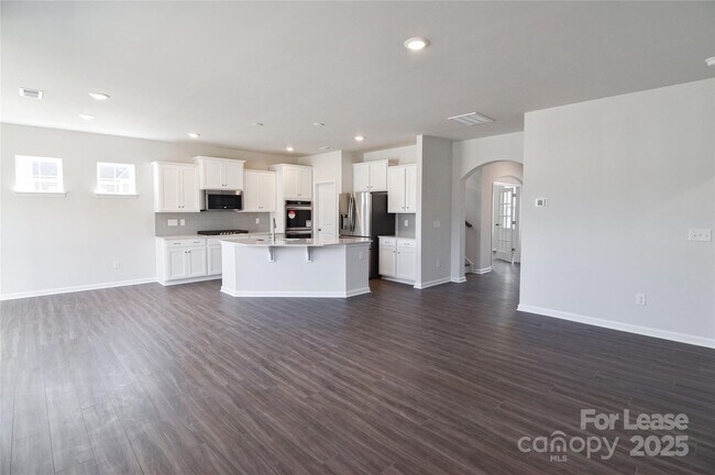 Building Photo - 261 Abersham Dr