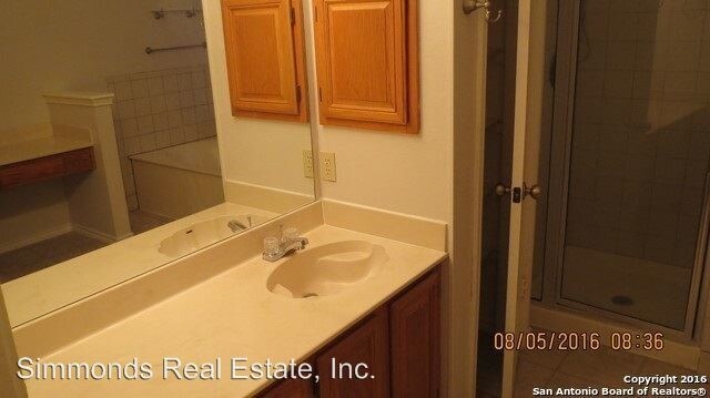 Building Photo - 3 br, 2.5 bath House - 2717 Poplar Grove