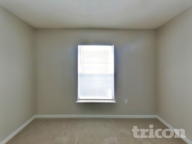 Building Photo - 2101 Ardencroft Dr