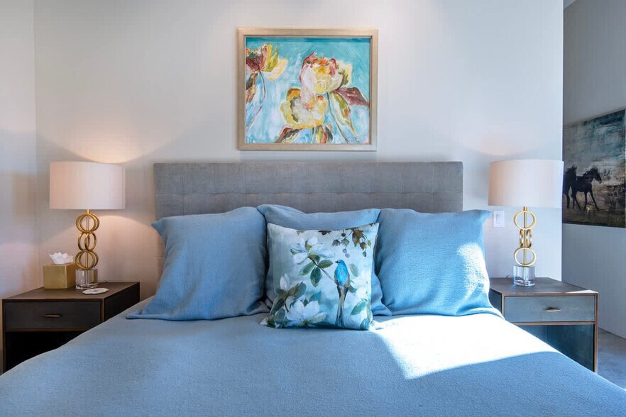 Building Photo - 5420 S 2000 W