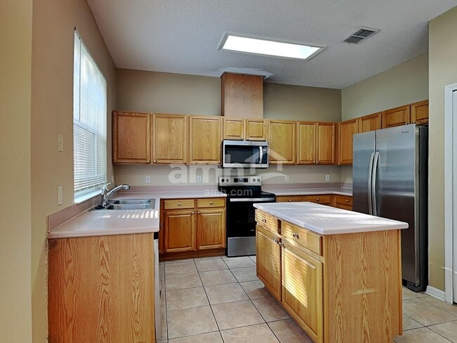 Building Photo - 9448 Candice Ct