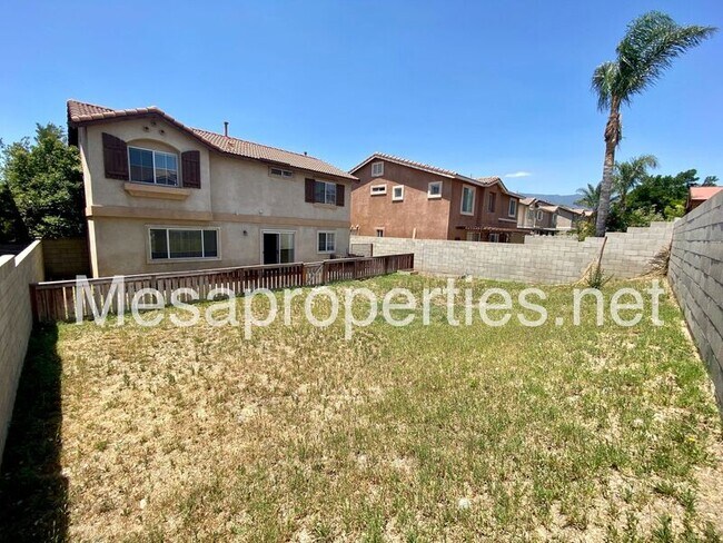 Building Photo - 7195 Oak Tree Pl