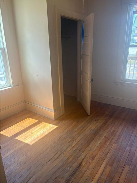 Building Photo - 52 Falmouth St