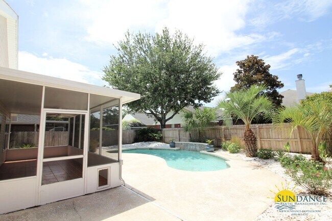 Building Photo - Beautiful 3 Bedroom Home in Fort Walton Beach