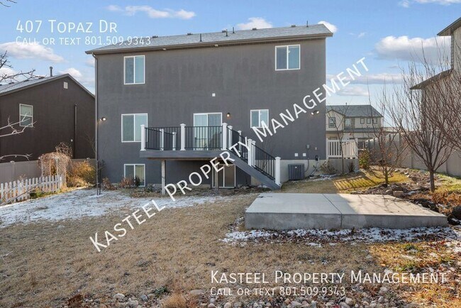 Building Photo - 407 Topaz Dr