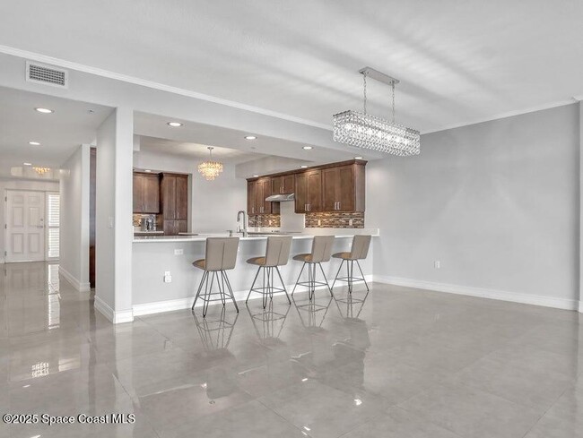 Building Photo - 1435 S Harbor City Blvd
