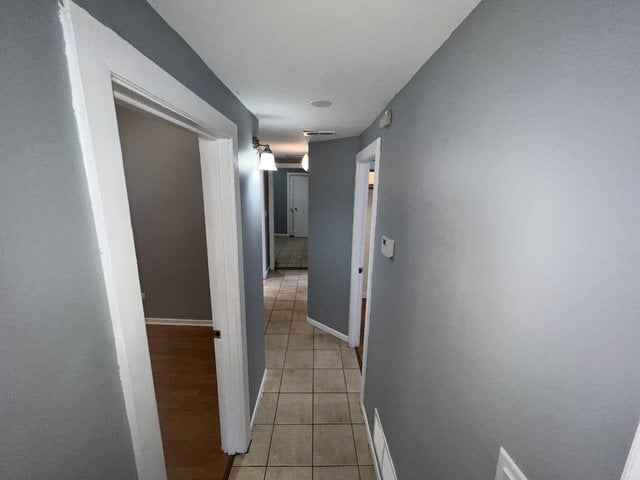 Building Photo - 2701 E 75th Pl