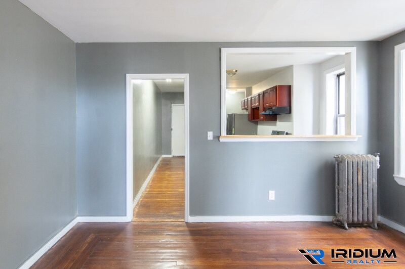 Primary Photo - 354 Bergen Ave