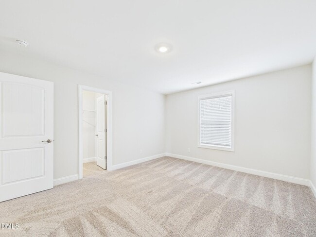 Building Photo - 110 Symmetry Lp