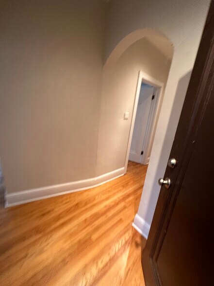 Building Photo - 2331 N Rockwell St