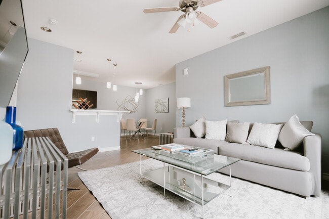 Building Photo - Avery Village Apartments & Townhomes