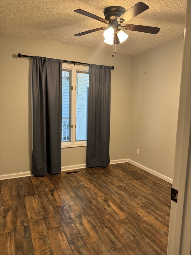 Building Photo - 310 Paoli Trce
