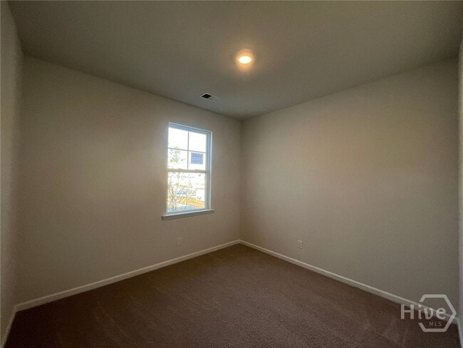 Building Photo - 149 Holloway Hl