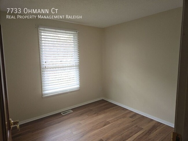 Building Photo - 7733 Ohmann Ct