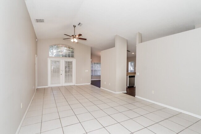 Building Photo - 10932 New Brighton Ct