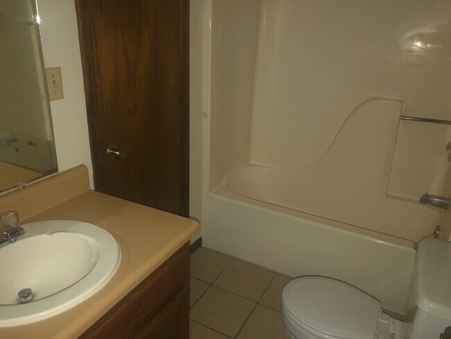 Building Photo - 111 Williamson St