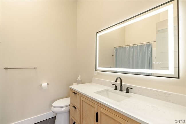 Building Photo - 8116 Verbeck Dr