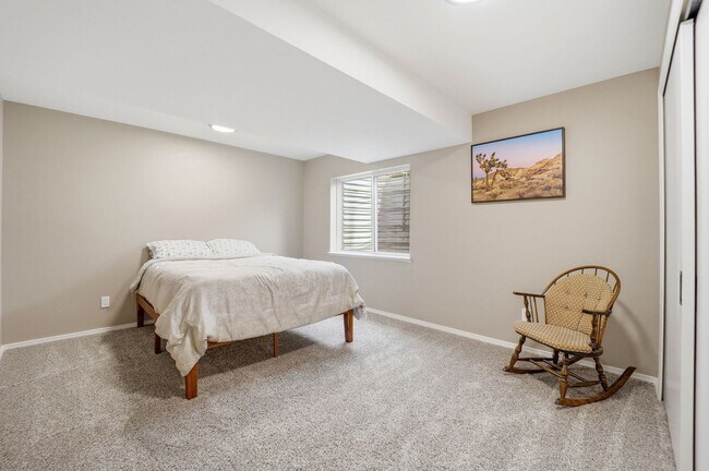 Building Photo - 1108 Scarlet Oak Dr