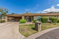 Building Photo - 1012 E Wagon Wheel Dr