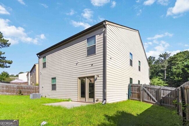 Building Photo - 3744 Hampshire Walk SW