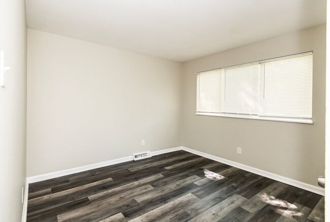 Building Photo - Charming & Affordable 3-Bedroom Home for L...