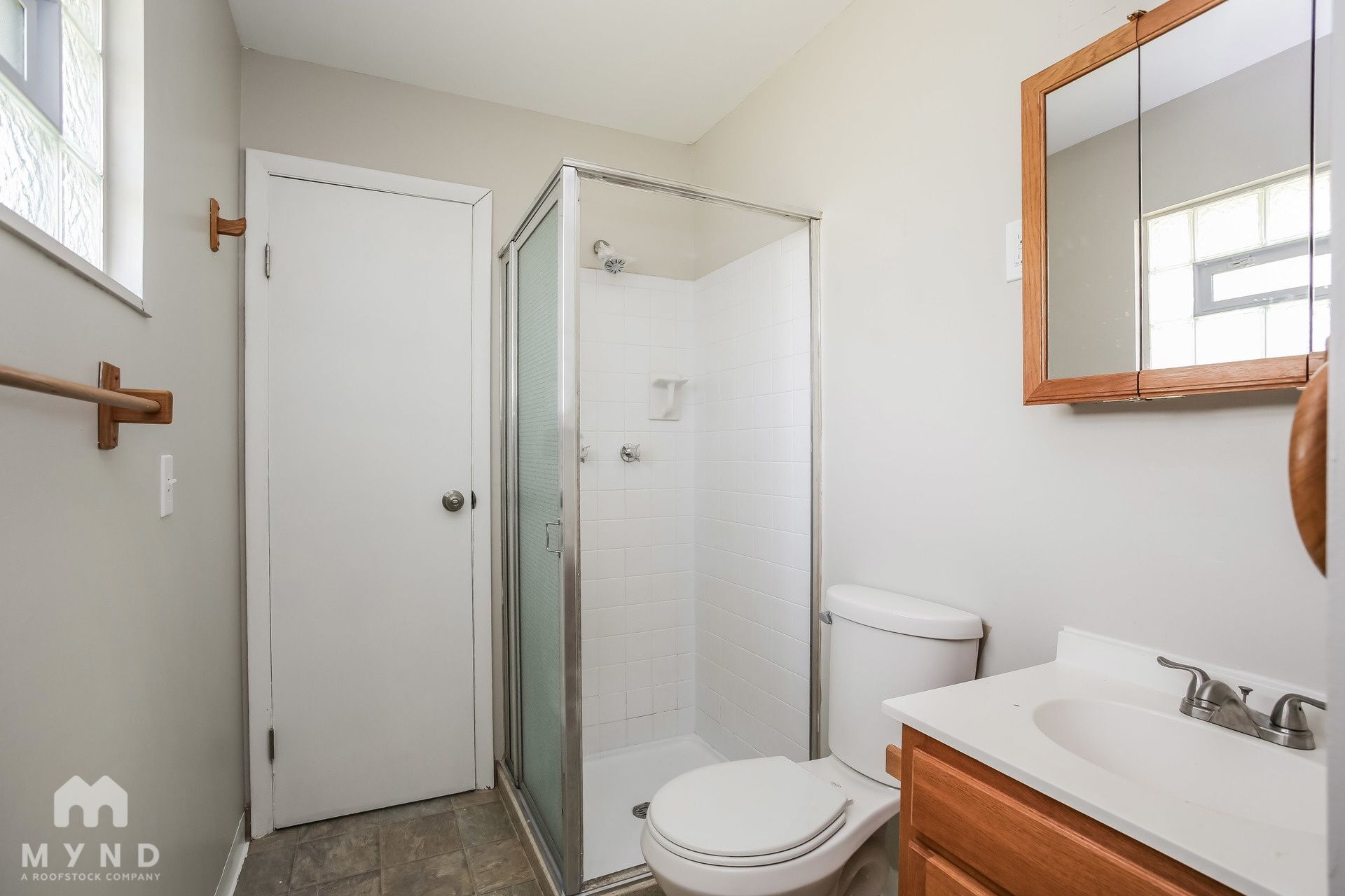 Building Photo - 2158 Easthaven Dr