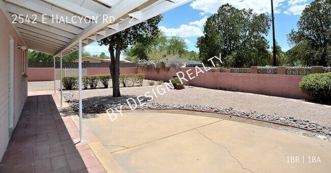 Building Photo - Hedrick Acreage 1 Bed 1 Bath Guest House - Recent Remodel