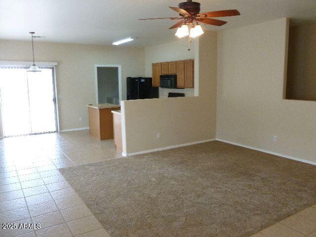 Building Photo - 1827 E Omega Dr