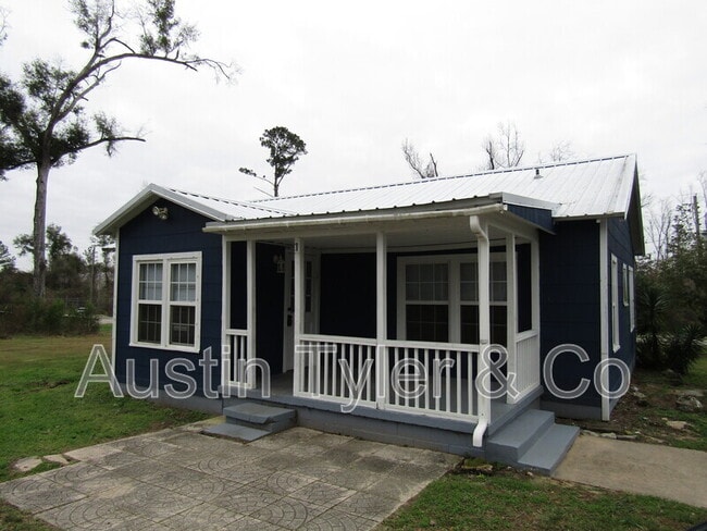 Building Photo - 4750 Pelt St