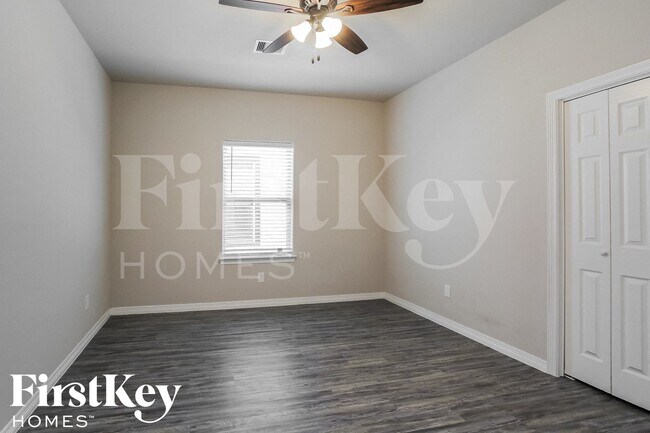 Building Photo - 7238 Foxtail Mdw Ct