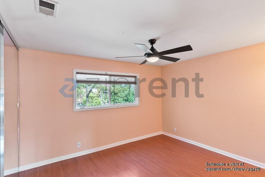 Building Photo - 1656 Messina Dr