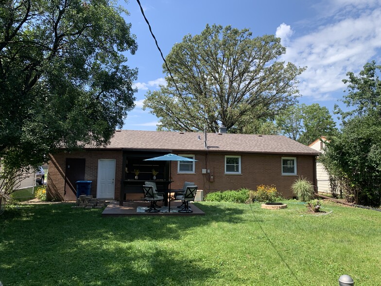 Building Photo - 6321 Dunham Rd