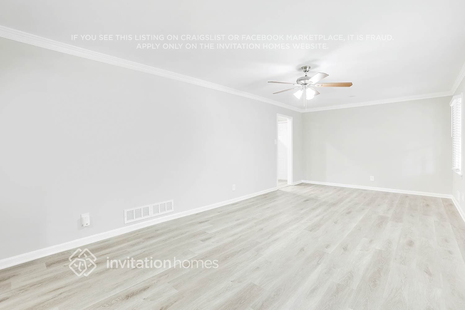 Building Photo - 2550 Greenwood Cir