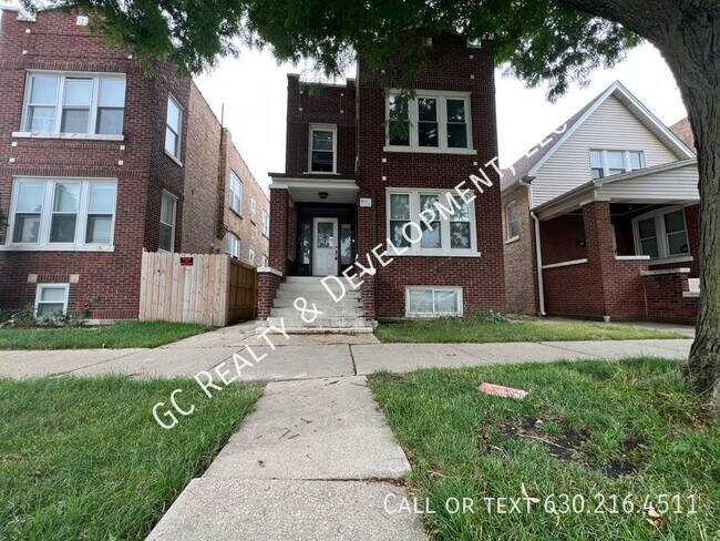 Primary Photo - 4155 N Marmora Ave