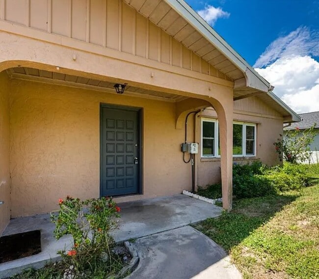 Building Photo - 29171 Orva Dr