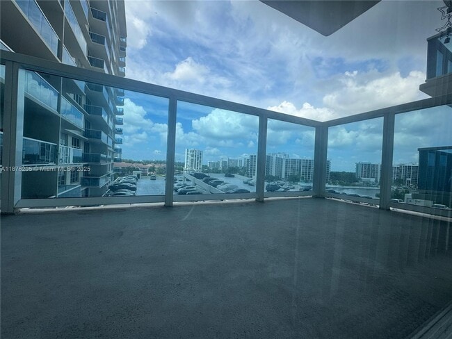 Building Photo - 3800 S Ocean Dr