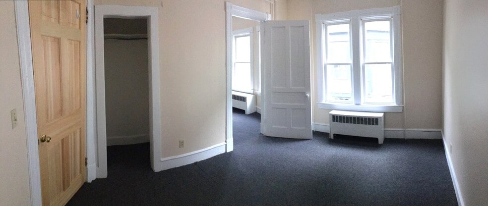 1st fl bdrm - 11 Hickok Pl