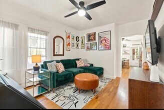 Building Photo - 171 Brooks St