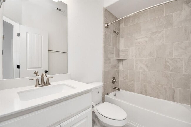 Building Photo - 1411 Upland Arbor Dr