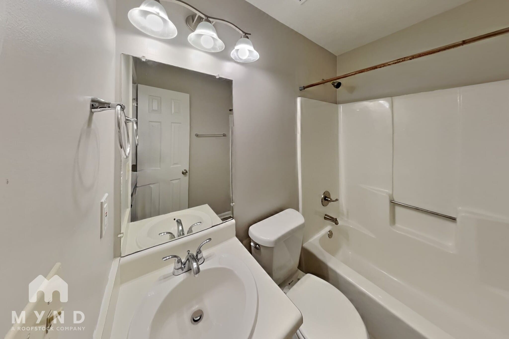 Building Photo - 2115 Grayson Ct