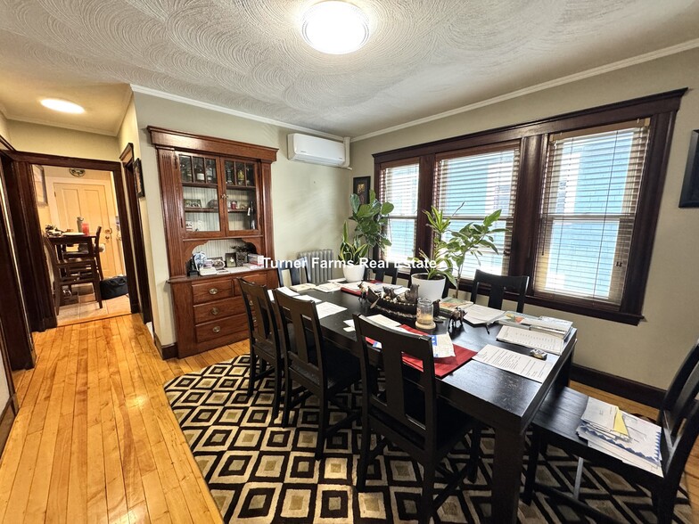 Building Photo - 77 Fairfax St