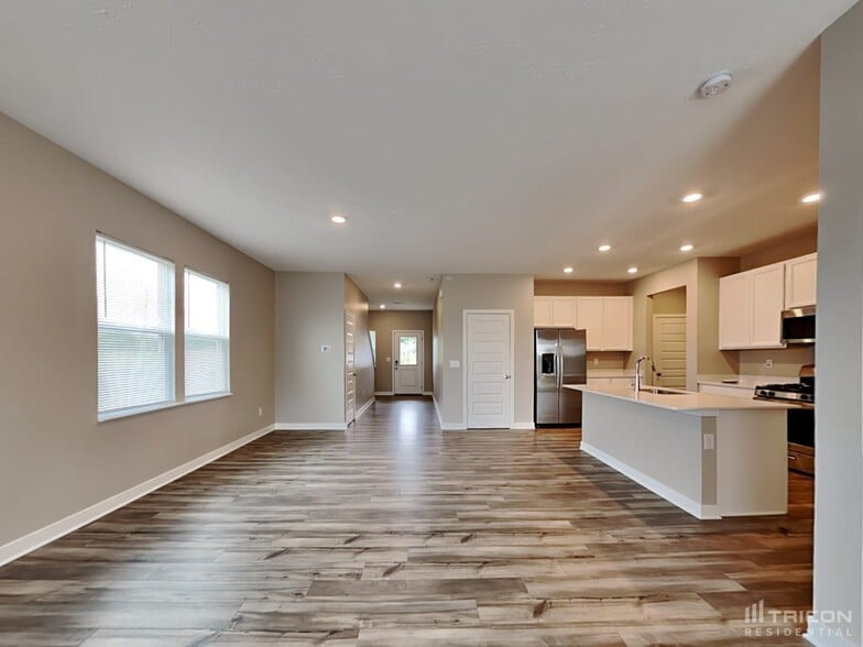 Building Photo - 10003 Sundley Dr