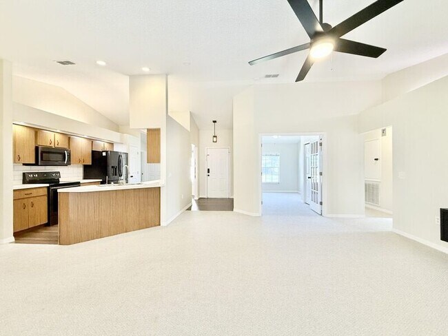 Building Photo - 2610 Sundance Ct