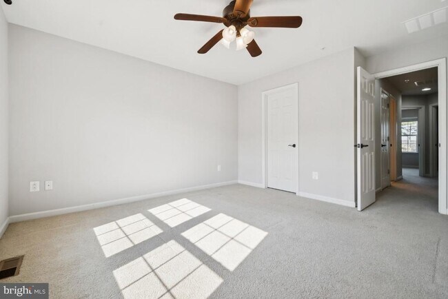 Building Photo - 1118 Bayberry Lane