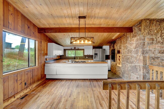 Building Photo - 15478 US-24